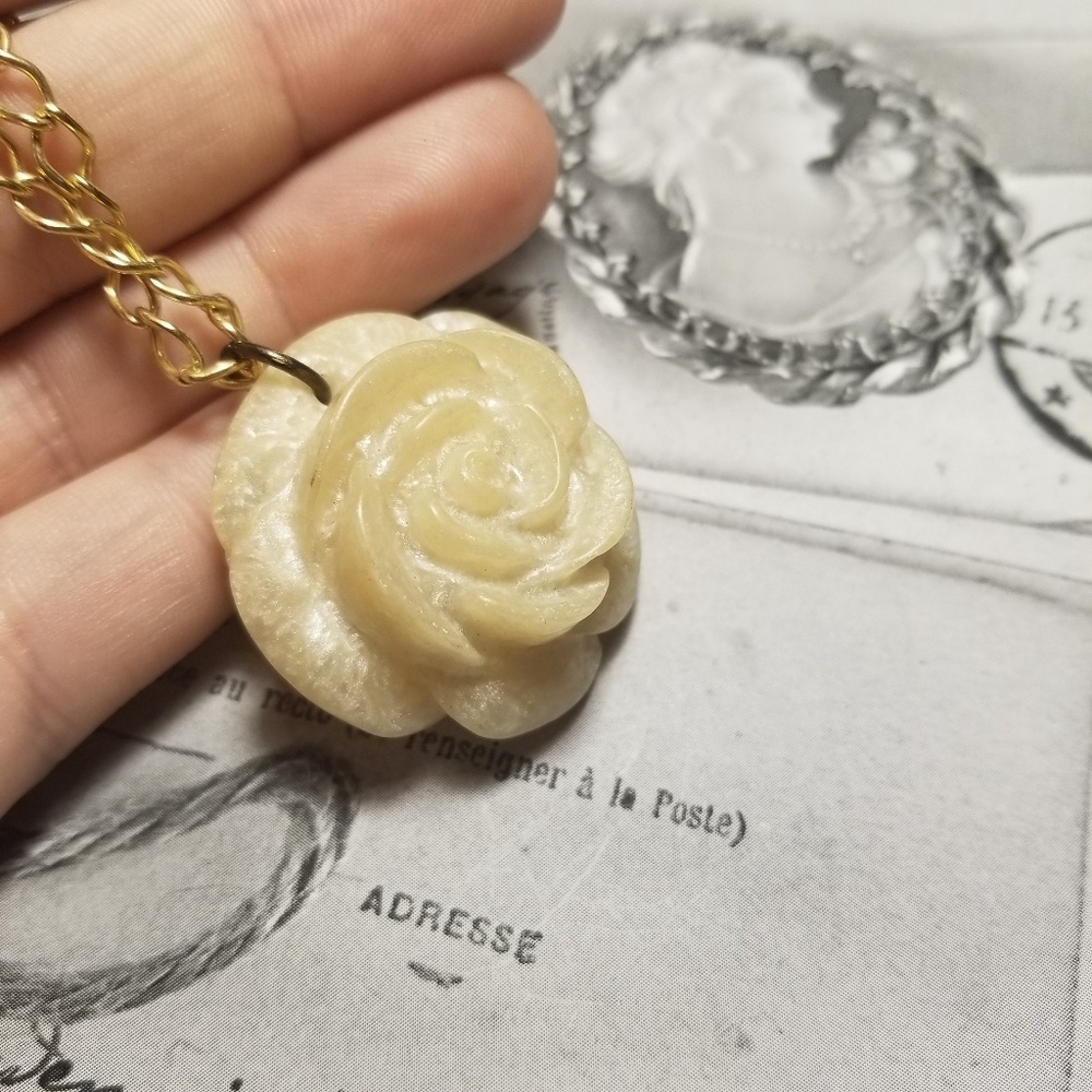 Pretty Carved Shell Rose Necklace - Picture 5 of 7